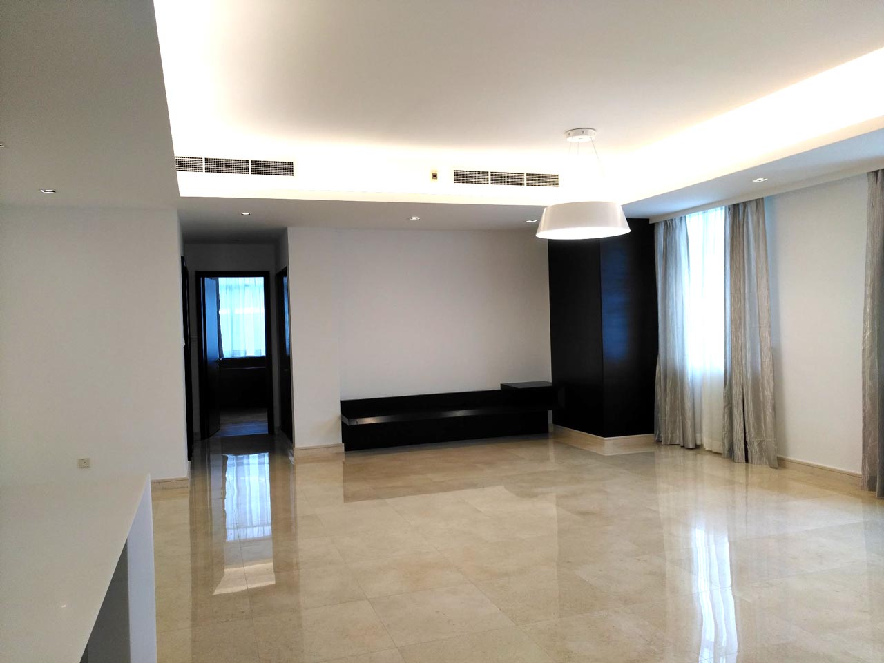 Orchard Scotts Condo For Rent - Living Room
